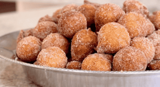 Bolinho de Chuva Simples e Muito Gostoso