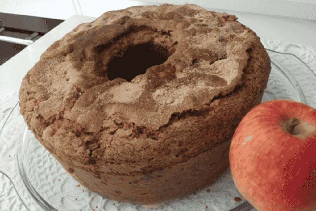 Bolo De Maçã Com Canela Saboroso